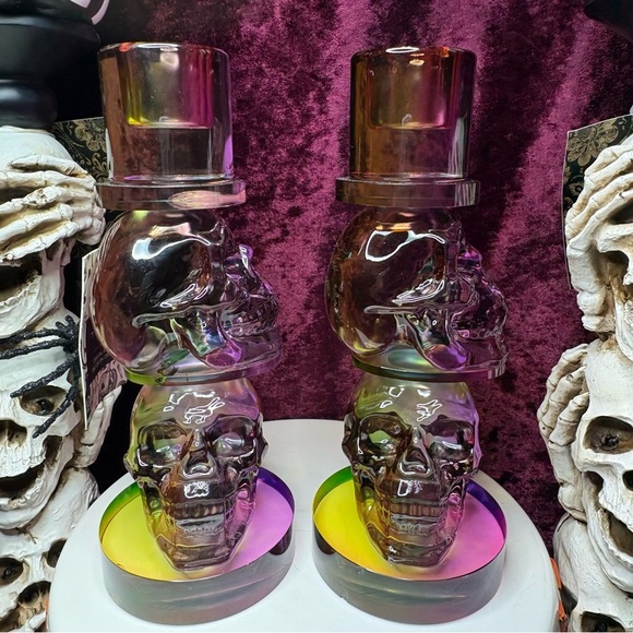 Tahari Halloween Amber Oil Slick Glass Skull Candle Stick Holders/Book End - Picture 2 of 12